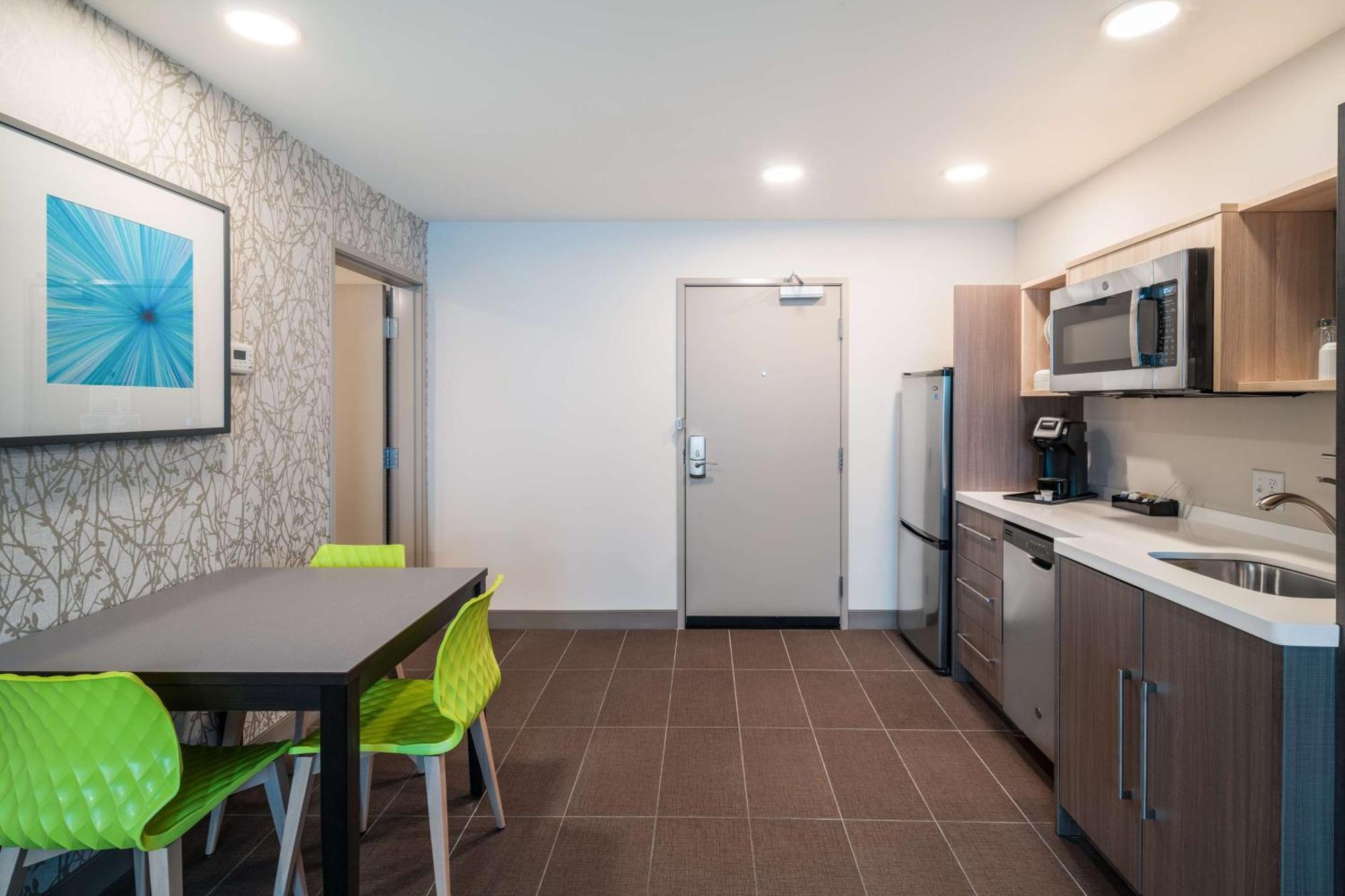 Home2 Suites By Hilton Brunswick Buitenkant foto